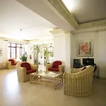 Aparthotel Mirachoro 3*