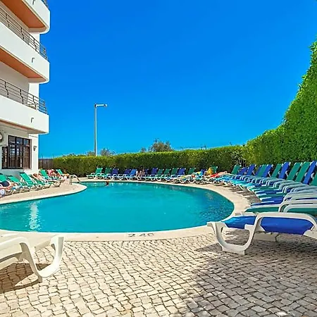 Aparthotel Mirachoro 3*
