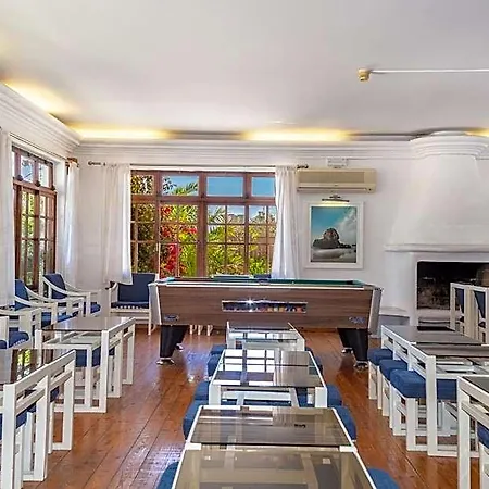 Aparthotel Mirachoro 3*