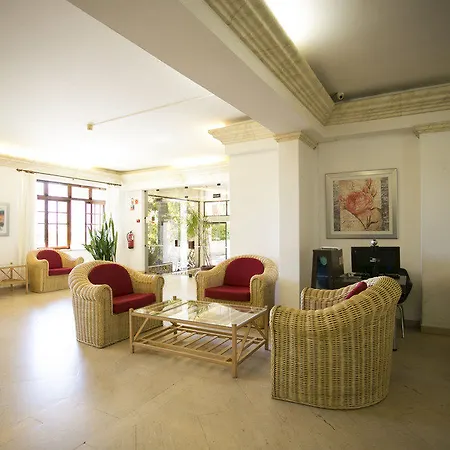 Aparthotel Mirachoro 3*