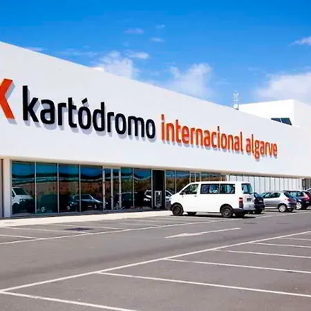 Apartahotel Mirachoro 3*